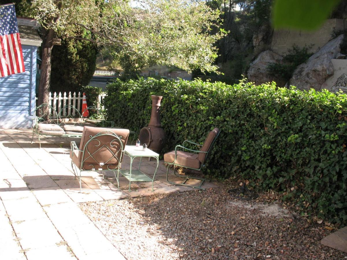 The Cottage At Castle Rock Bisbee Exterior photo